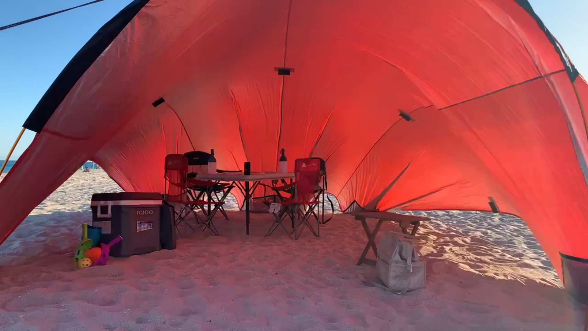 Beach Bubble Family Edition